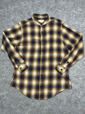 Oro Men's Plaid Button-Up Shirt in Navy & Yellow